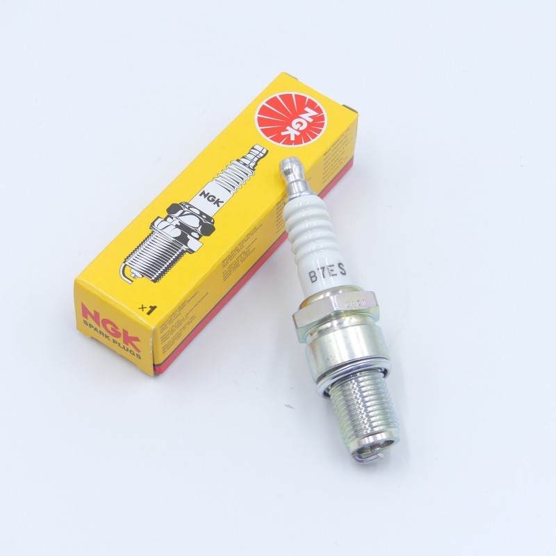 Bougie NGK B7ES – Panhard 24 (07/1965 →)