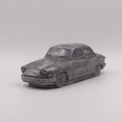 Panhard PL17 miniature en plâtre 1/18